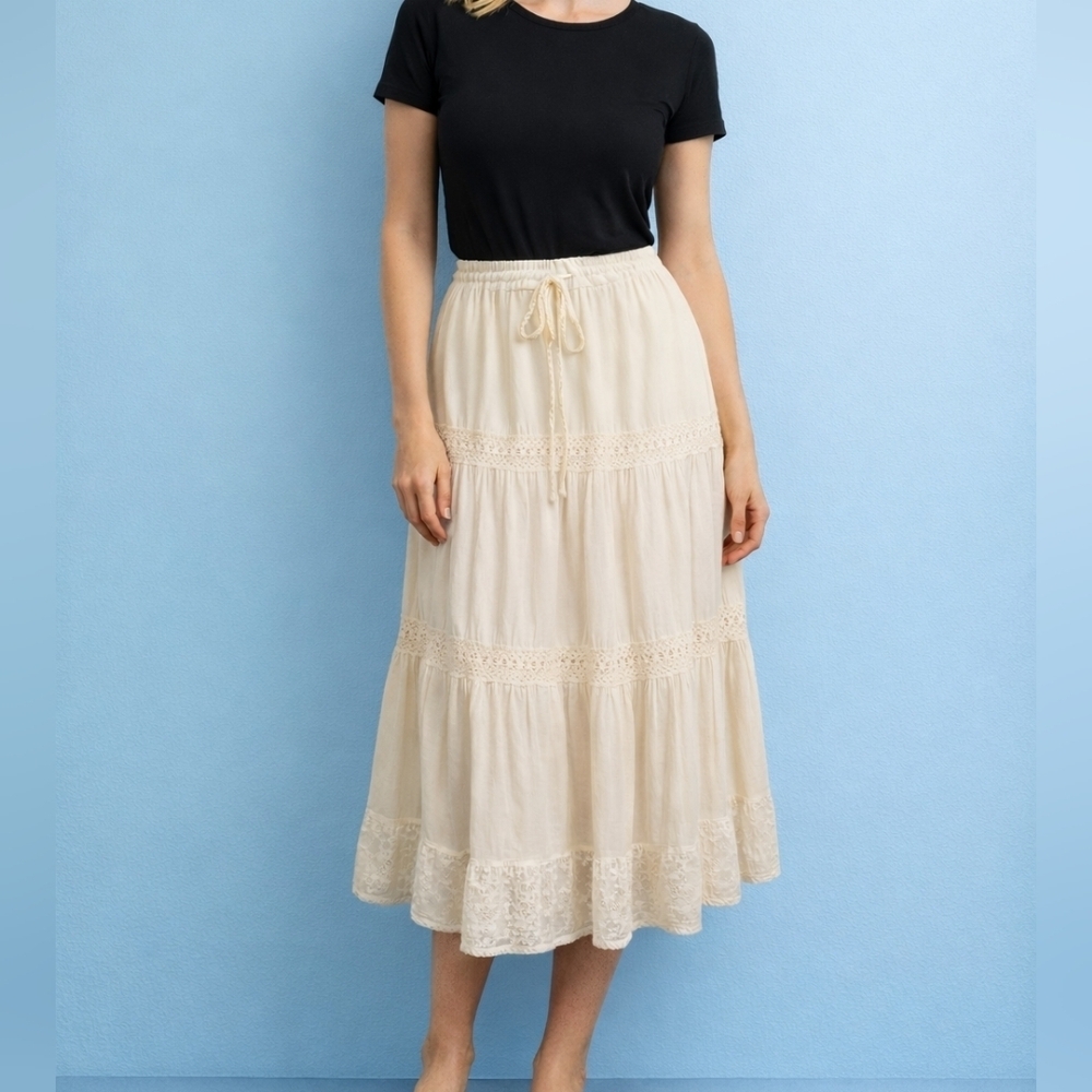 BOBBIE BROOKS 1990s Cream Lace Tiered Drawstring Waist Boho Festival Midi Skirt